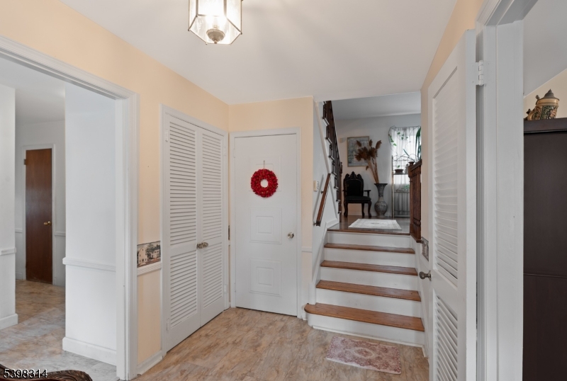 River Vale Twp., NJ 07675,280 River Dr