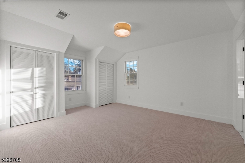 Chester Boro, NJ 07930,143 Maple Ave