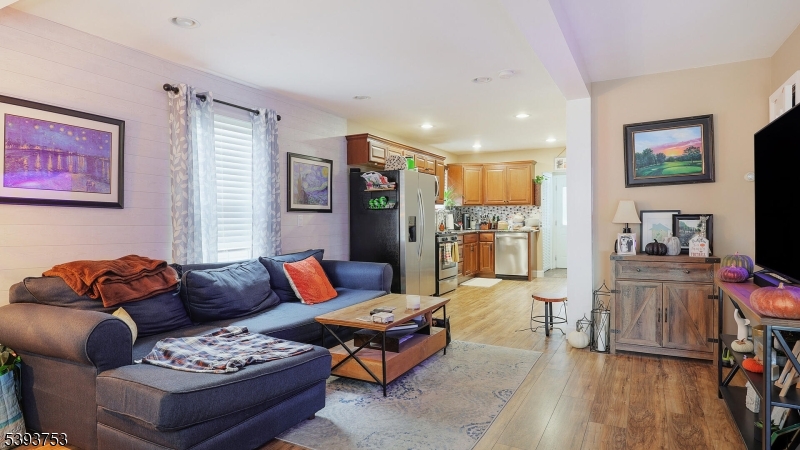 Keansburg Boro, NJ 07734,15 Walters St