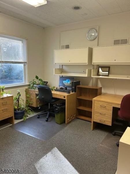 Westfield Town, NJ 07090,512 E Broad St,1st Fl rear