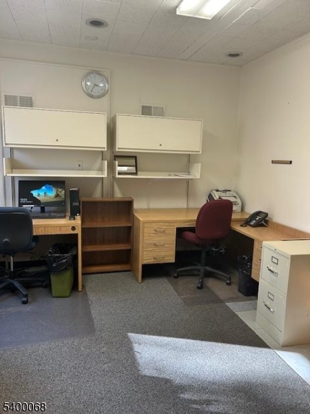 Westfield Town, NJ 07090,512 E Broad St,1st Fl rear