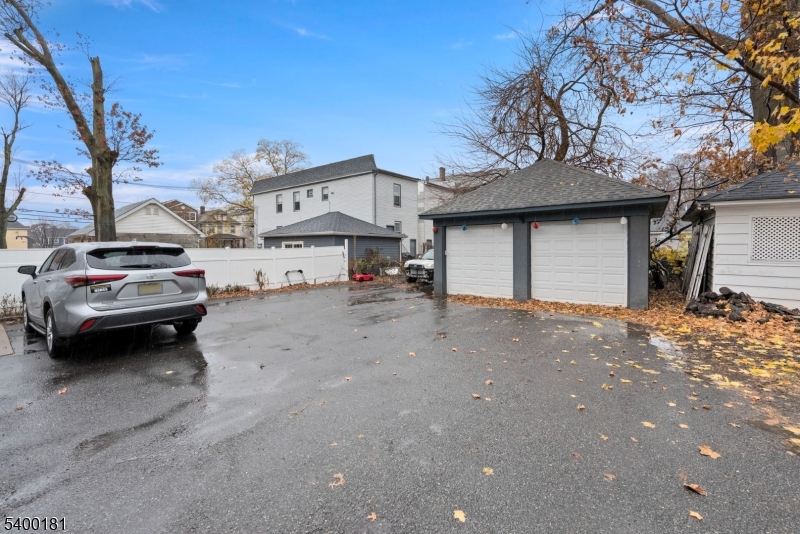 Elizabeth City, NJ 07208,263 Stiles St