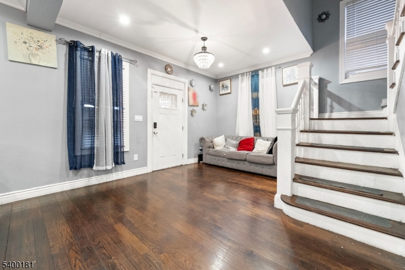 Elizabeth City, NJ 07208,263 Stiles St