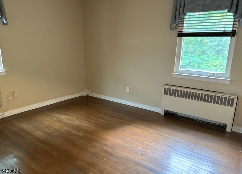 Springfield Twp., NJ 07081,12B Troy Dr #B