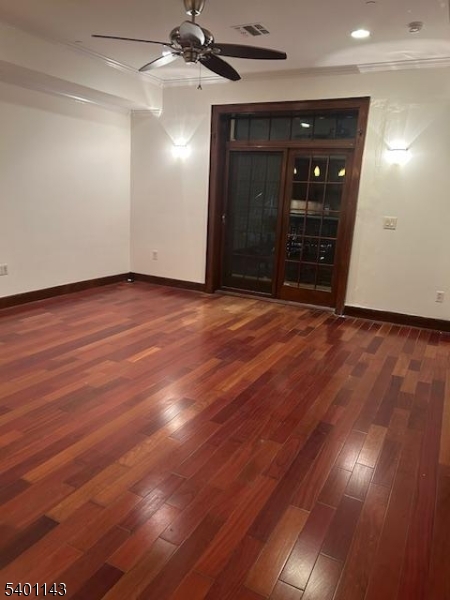 Bayonne City, NJ 07002,36 W 14Th St Unit 201 #201