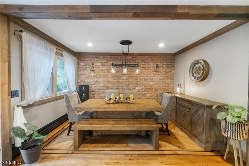 Wanaque Boro, NJ 07420,19 Elm St