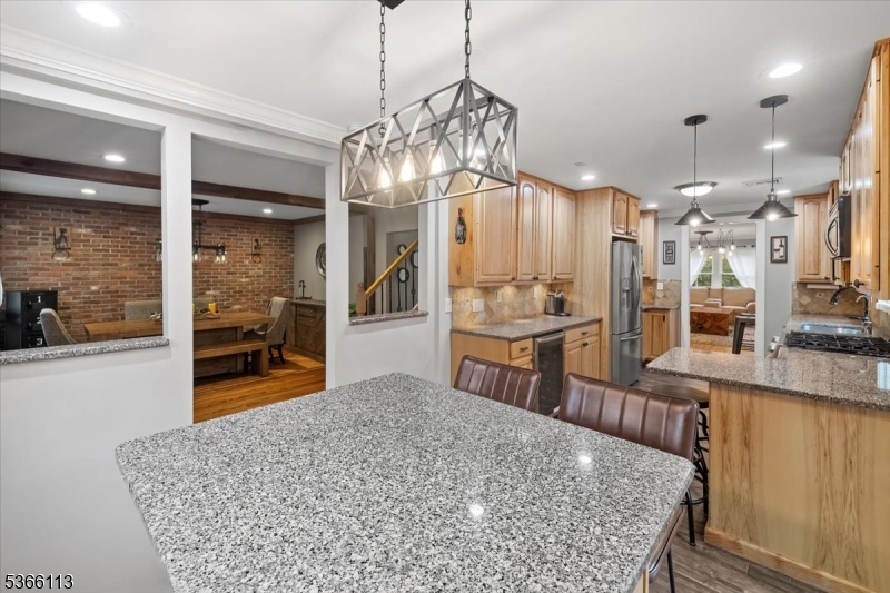 Wanaque Boro, NJ 07420,19 Elm St