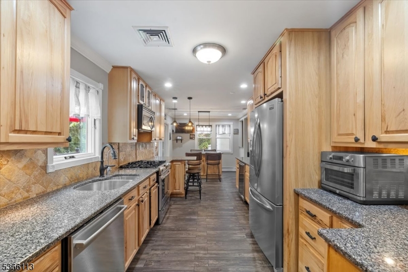 Wanaque Boro, NJ 07420,19 Elm St