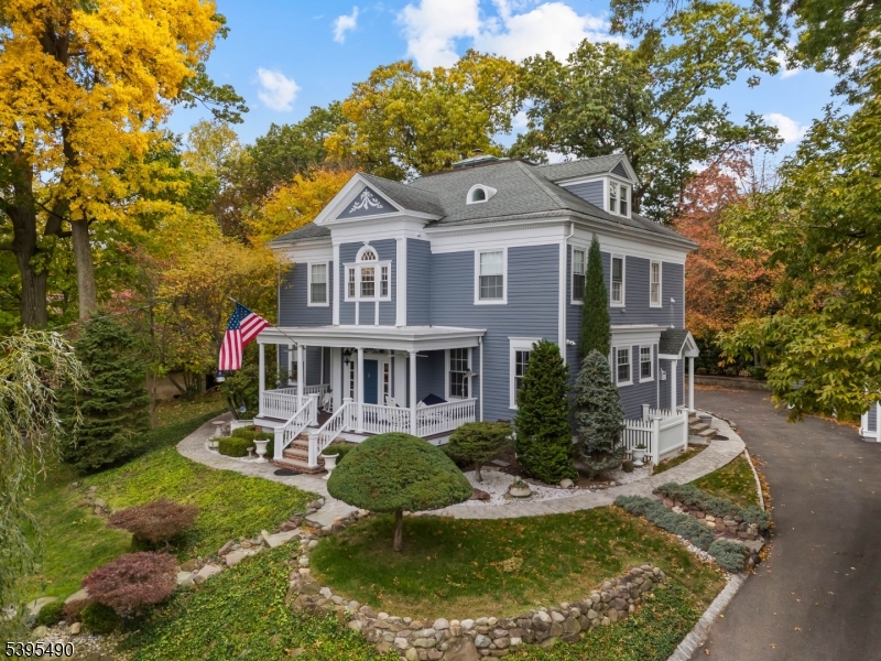 Nutley Twp., NJ 07110,18 Stockton Pl