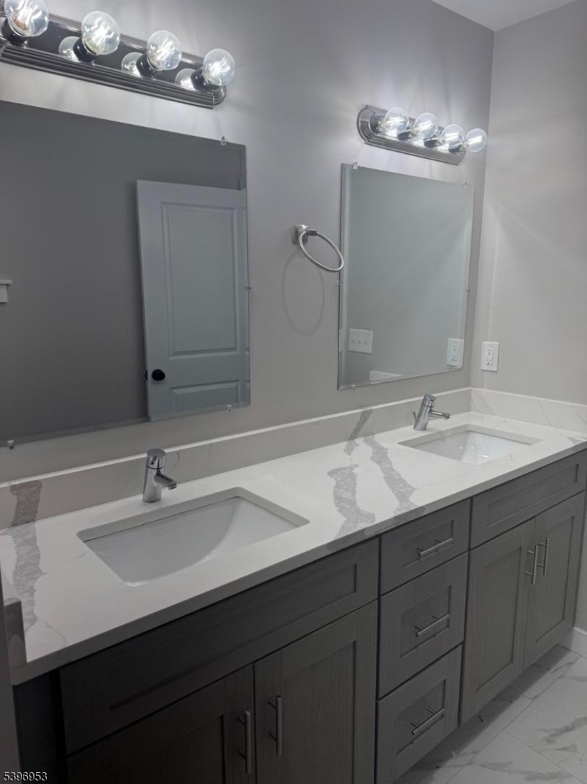 Newark City, NJ 07103,70 19Th Ave