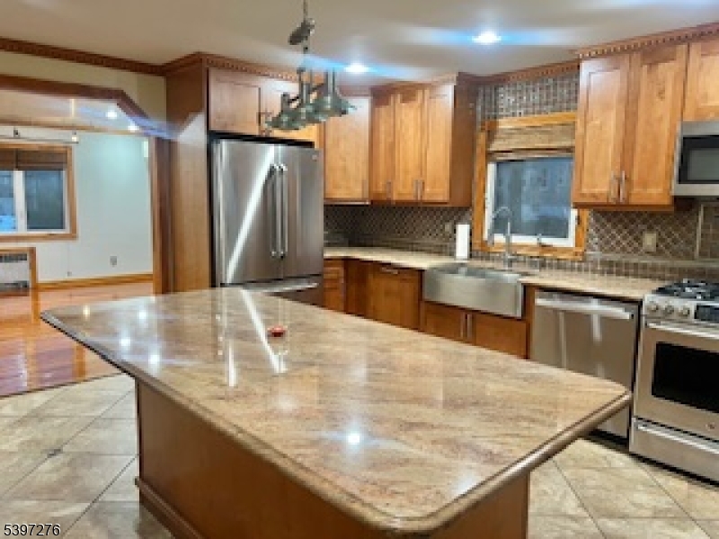 Nutley Twp., NJ 07110,3 Freeman Pl