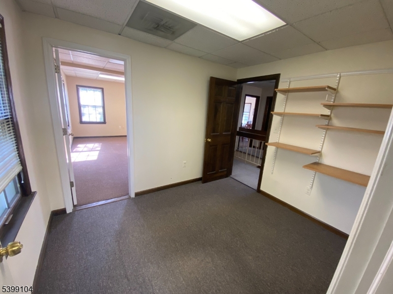 Verona Twp., NJ 07044,212 Pompton Ave