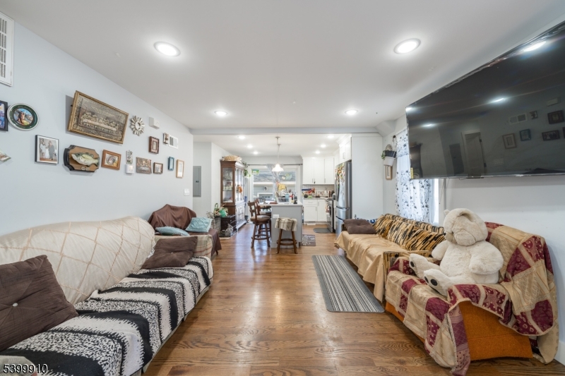 Union Twp., NJ 07083,346 Tucker Ave