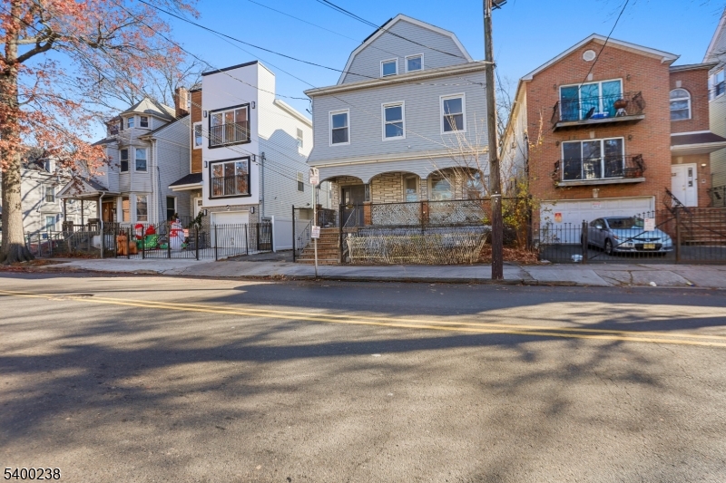 Newark City, NJ 07108,32 Fabyan Pl