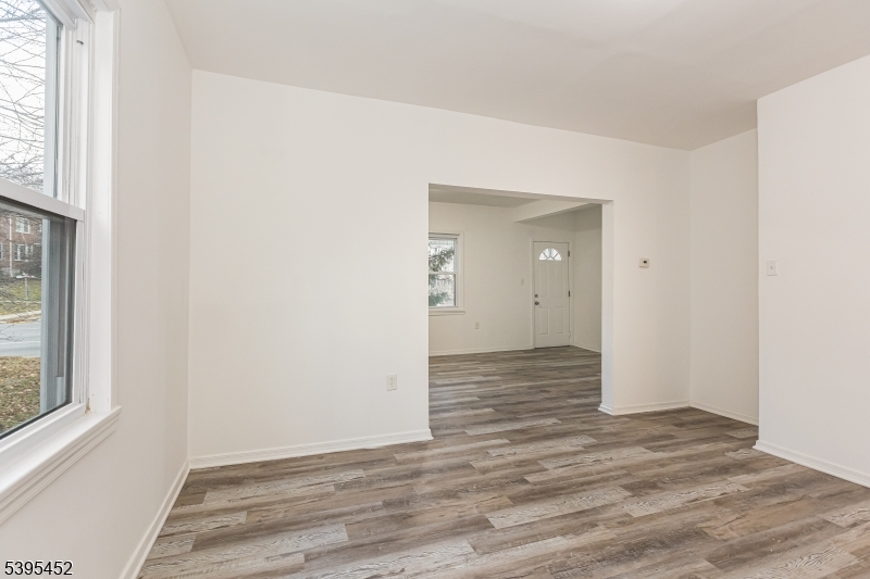 Verona Twp., NJ 07044,112 Pompton Ave #1