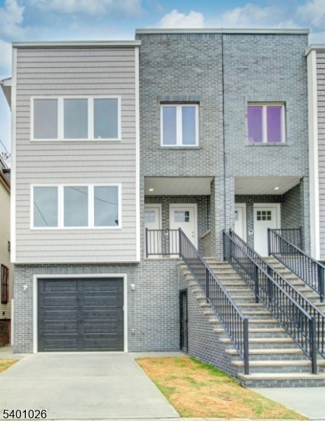 Newark City, NJ 07104,85 3Rd Ave #1