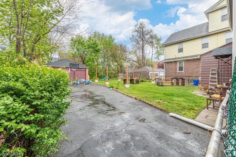 Newark City, NJ 07108,836-838 S 11Th St