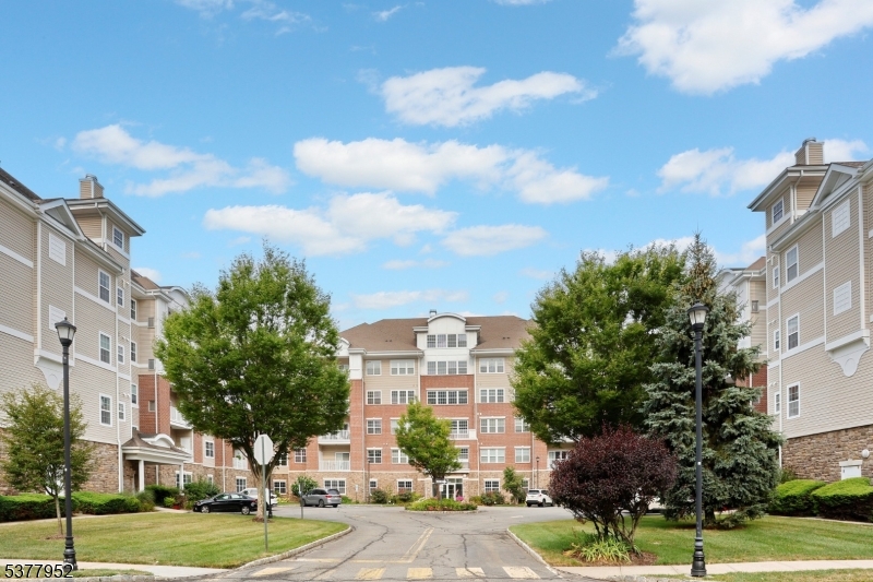 Wanaque Boro, NJ 07465,6116 Warrens Way