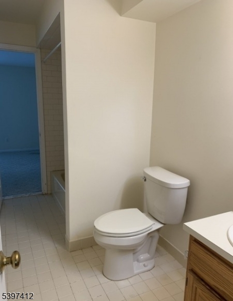 Bernards Twp., NJ 07920,95 Jamestown Rd Ondo