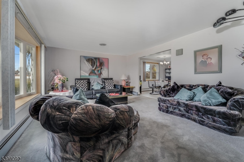 Phillipsburg Town, NJ 08865,1035 Grand St