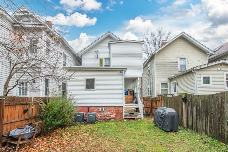 Morristown Town, NJ 07960,92 Washington St