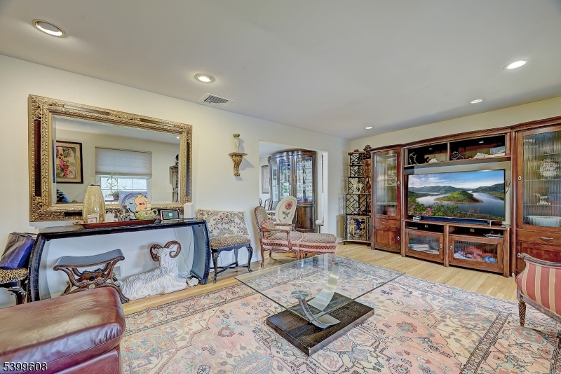 West Orange Twp., NJ 07052,22 Cheshire Ter