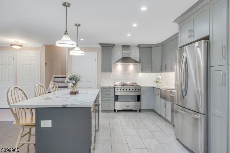 Cedar Grove Twp., NJ 07009,82 Little Falls Rd