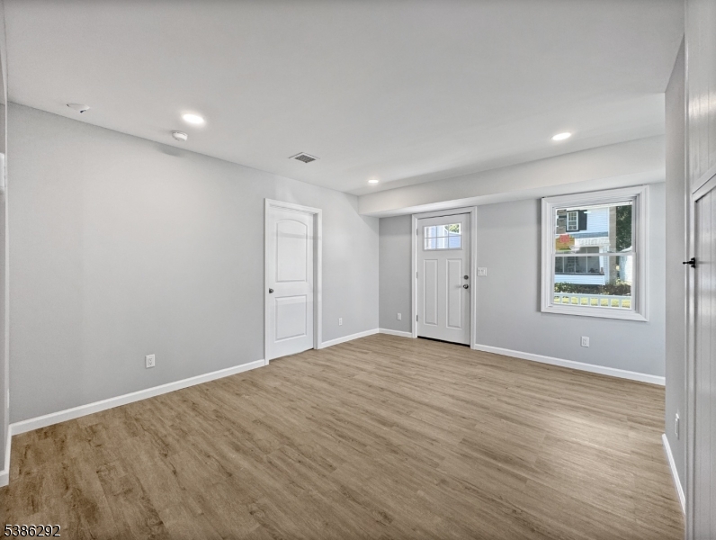 Greenwich Twp., NJ 08886,631 S Main St