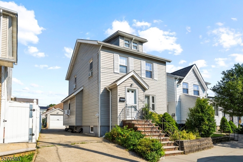 Belleville Twp., NJ 07109,126 Garden Ave