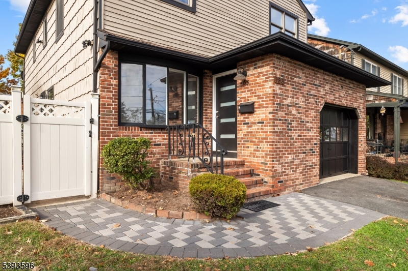 183 Strawberry Hill Ave, Woodbridge Twp., NJ 07095