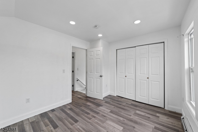 Newark City, NJ 07112,410 Chadwick Ave