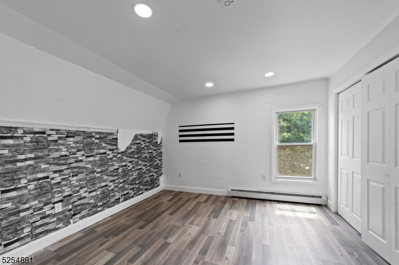 Newark City, NJ 07112,410 Chadwick Ave