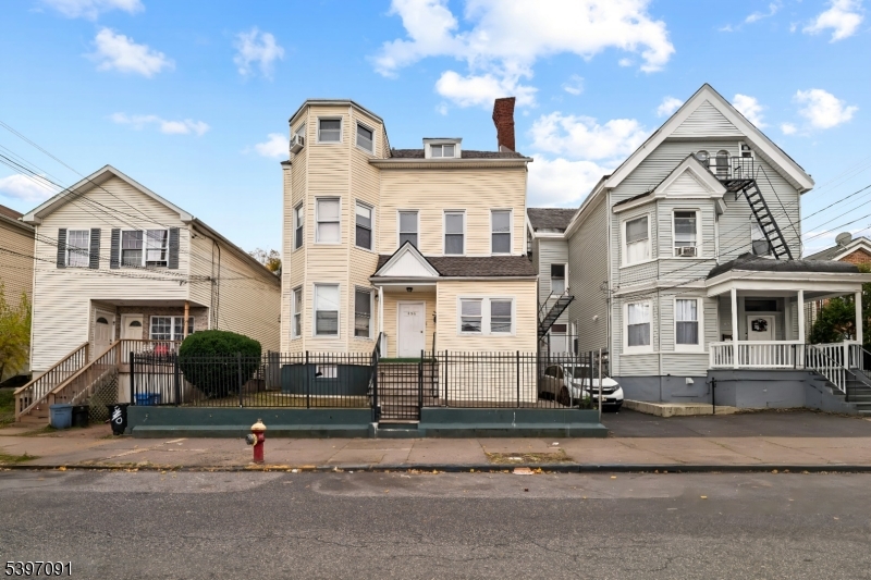 Paterson City, NJ 07501,436 Ellison St