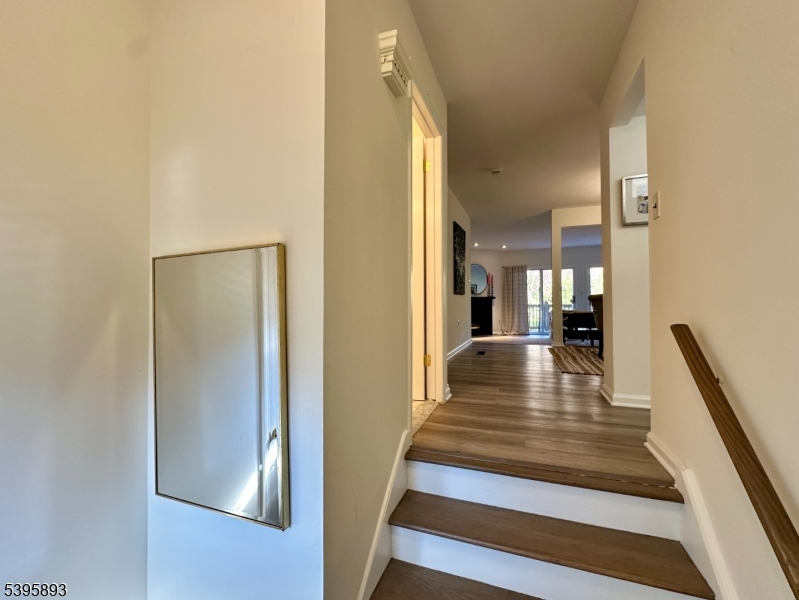 New Milford Boro, NJ 07646,44 Canterbury Ln