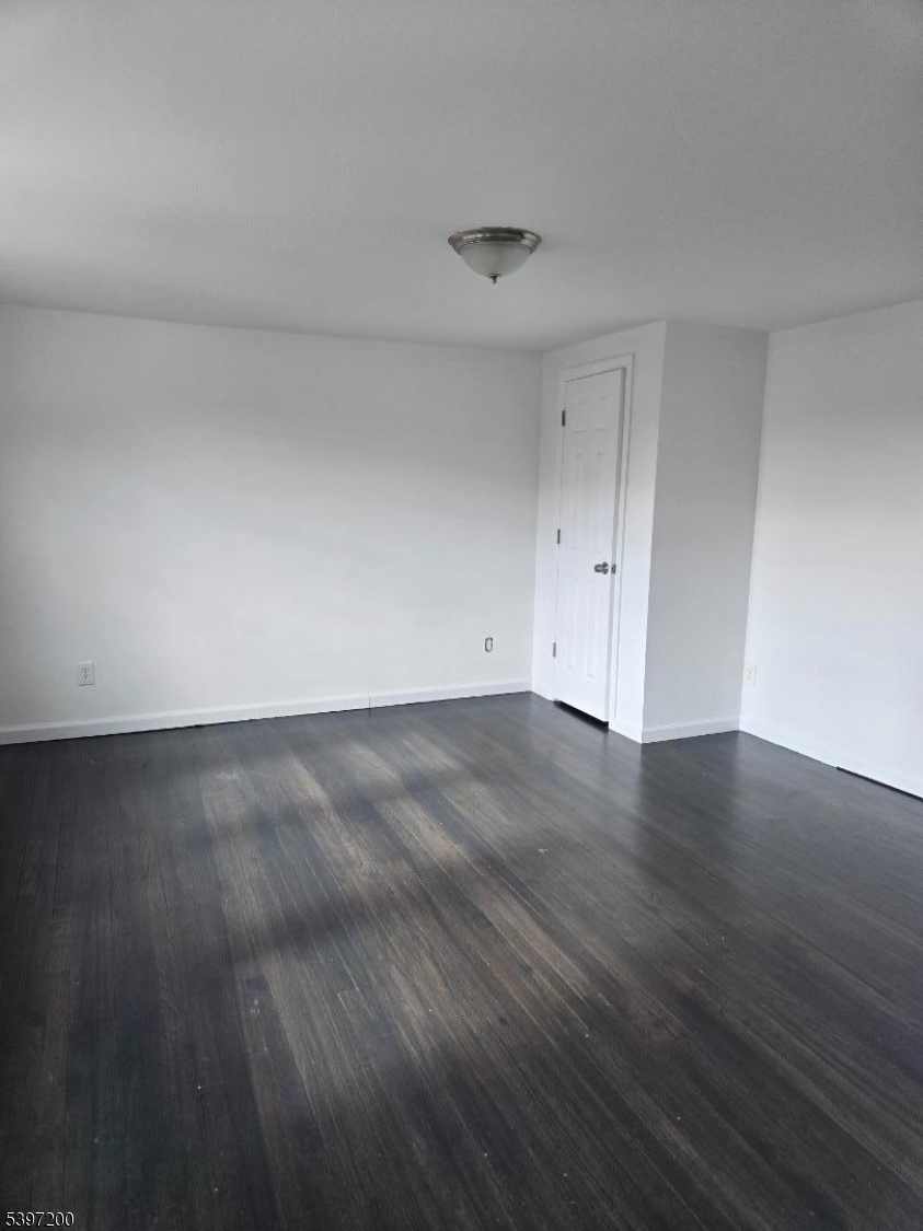 Elizabeth City, NJ 07206,115 Pine St