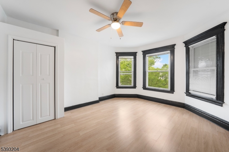 Newark City, NJ 07107,209 N 11Th St #2