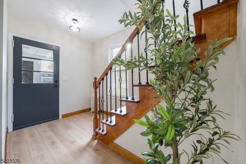 Summit City, NJ 07901,71 Broad St Unit 2 #2