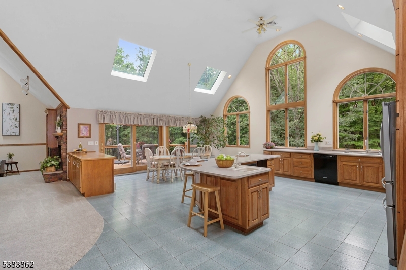 Ringwood Boro, NJ 07456,103 Burnt Meadow