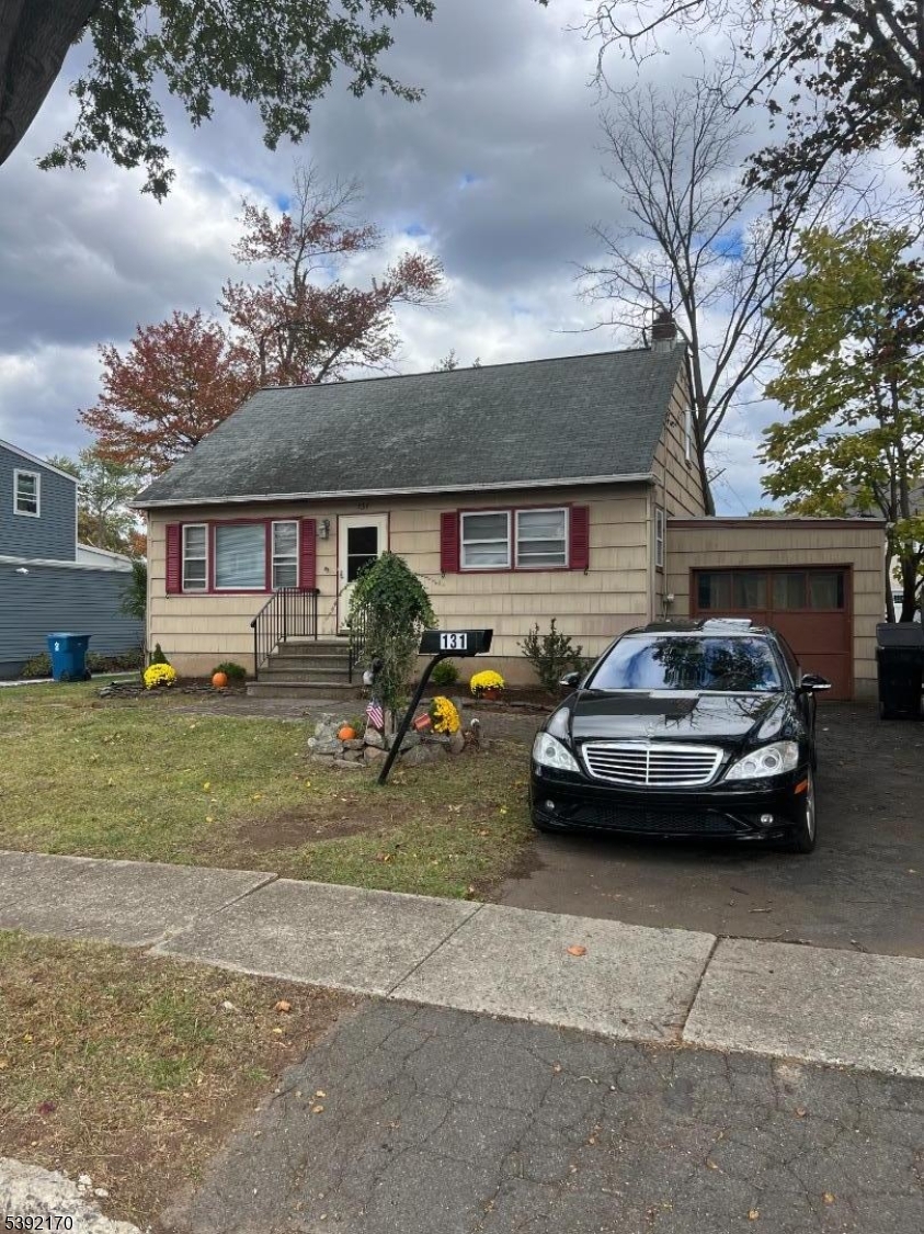 131 Martin Dr, South Plainfield Boro, NJ 07080