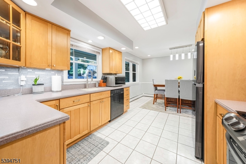 Jefferson Twp., NJ 07849,59 Sachem Rd