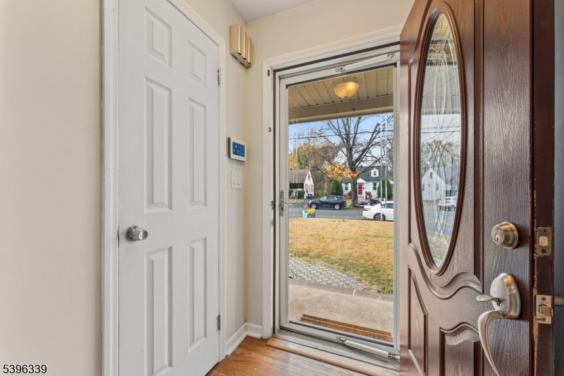 Dunellen Boro, NJ 08812,137 3 Rd St