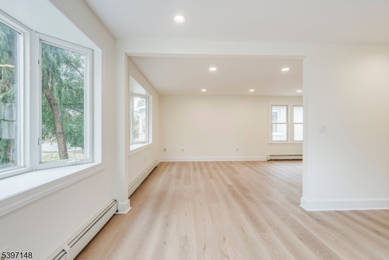 Newton Town, NJ 07860,63 Merriam Ave