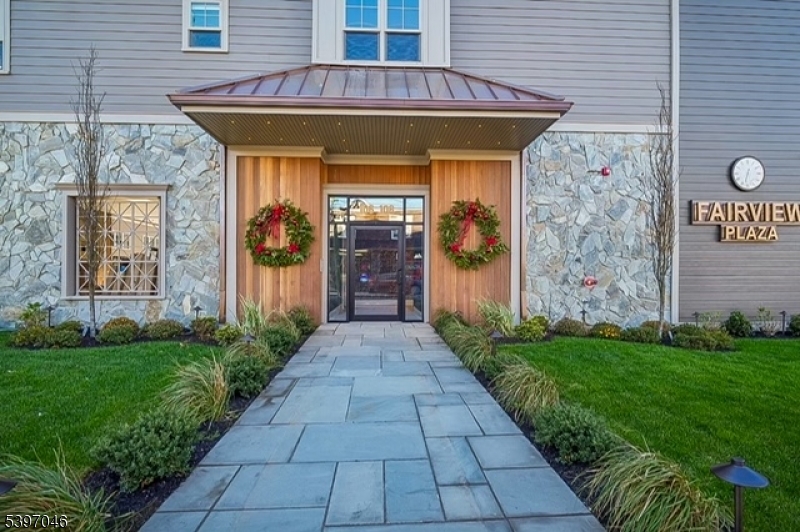 Bloomfield Twp., NJ 07003,106-108 Montgomery St