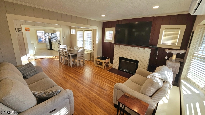 Pompton Lakes Boro, NJ 07442,421 Lincoln Ave