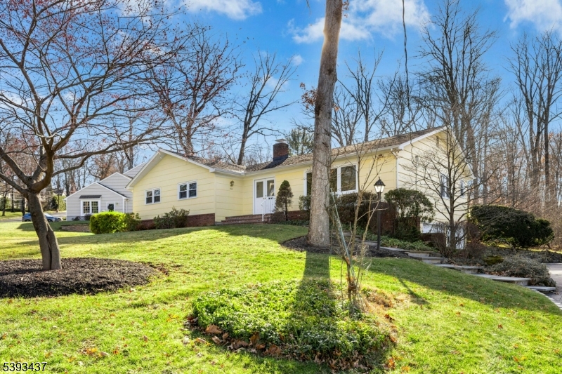 Berkeley Heights Twp., NJ 07922,150 Lenape Lane