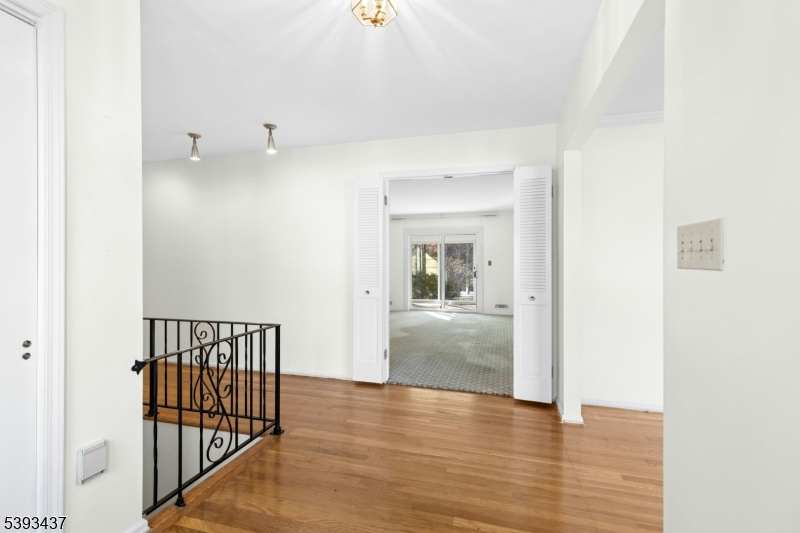 Berkeley Heights Twp., NJ 07922,150 Lenape Lane