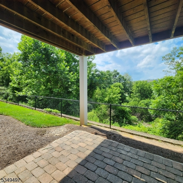 36 Clubhouse Rd, Hardyston Twp., NJ 07419