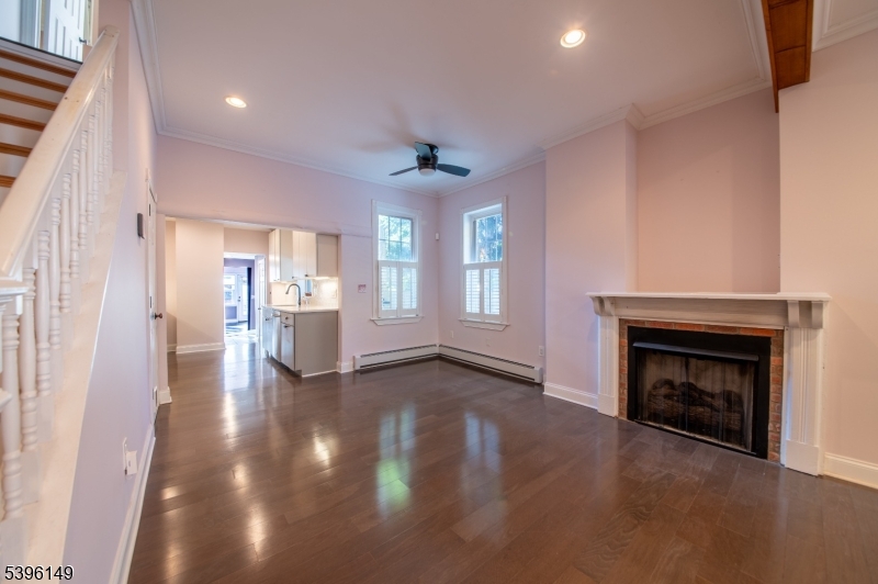 Lambertville City, NJ 08530,35 Delaware Ave