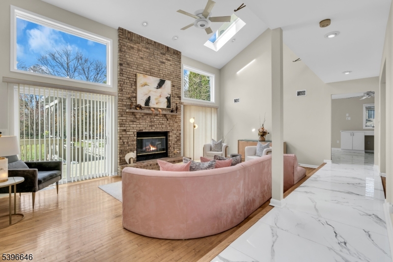 Bridgewater Twp., NJ 08807,1 Holmes Ct