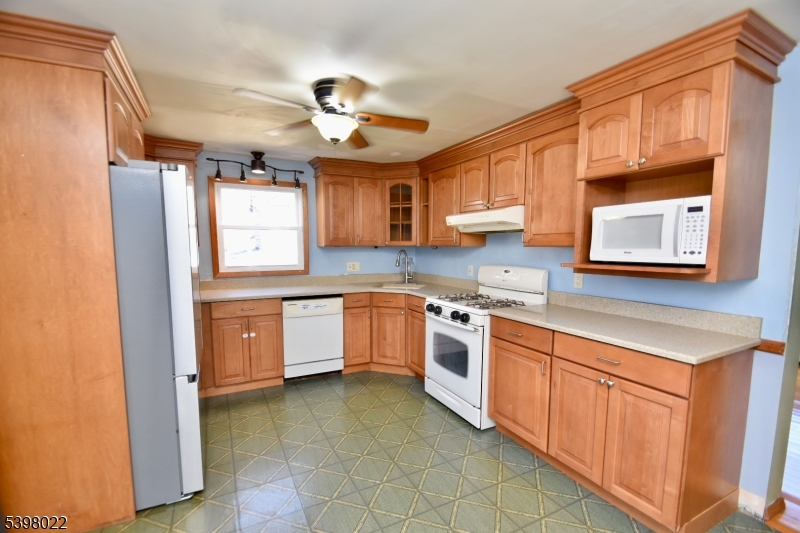 West Milford Twp., NJ 07421,54 Shadyside Rd